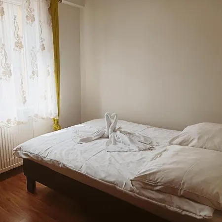 Apartamento Goscinne Jola *